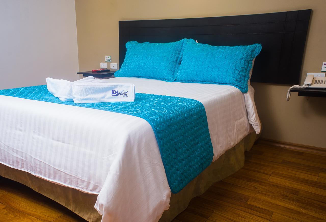 Hotel Sabet Quito Zewnętrze zdjęcie